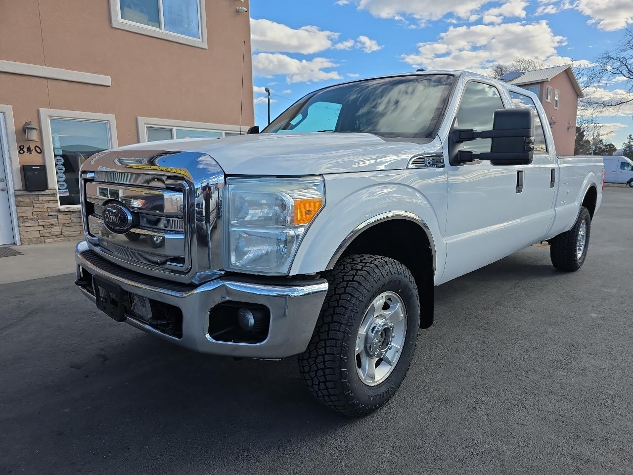 Ford Super Duty F-350 SRW 4WD Crew Cab 156" XLT 2012