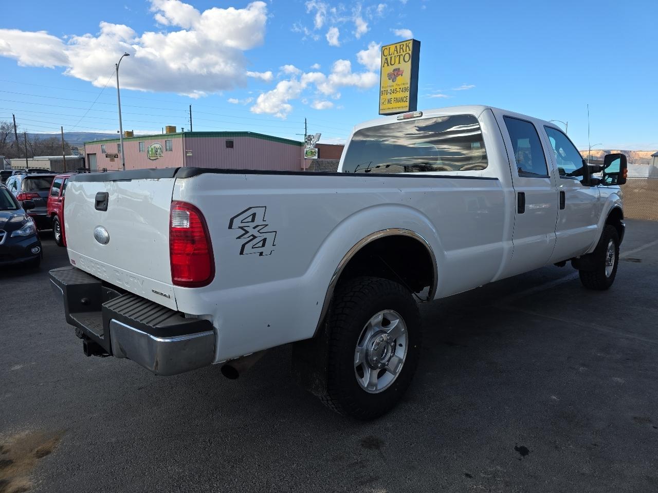 Ford Super Duty F-350 SRW 4WD Crew Cab 156" XLT 2012