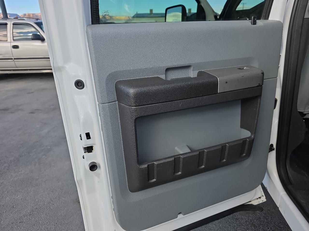 Ford Super Duty F-350 SRW 4WD Crew Cab 156" XLT 2012