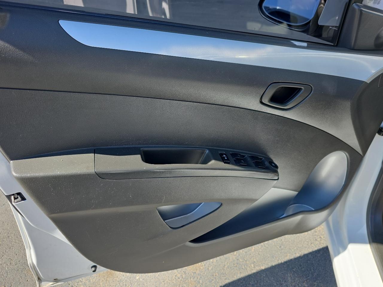 Chevrolet Spark 5dr HB CVT LT w/1LT 2014