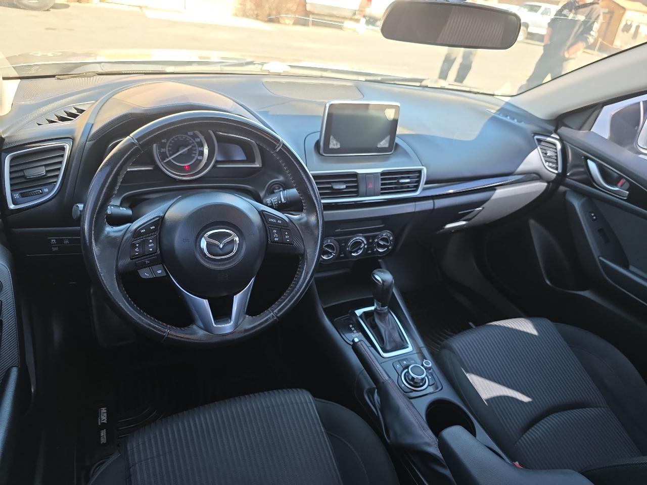 Mazda MAZDA3 4dr Sdn Auto i Touring 2015