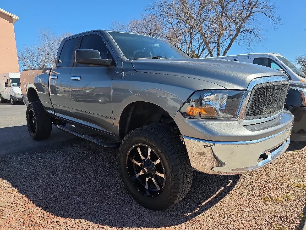 RAM 1500 4WD Quad Cab 140.5" SLT 2012