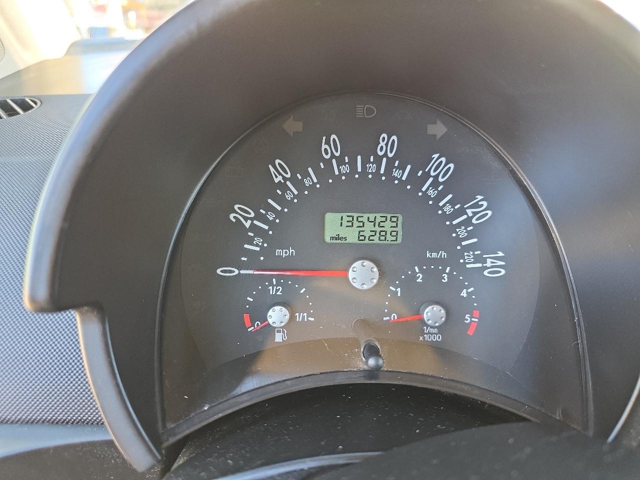 Volkswagen New Beetle 2dr Cpe GLS TDI Auto 2000