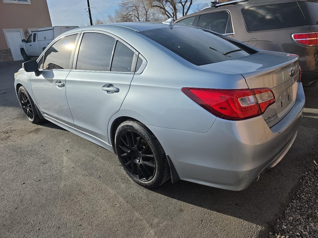 Subaru Legacy 4dr Sdn 3.6R Limited 2016