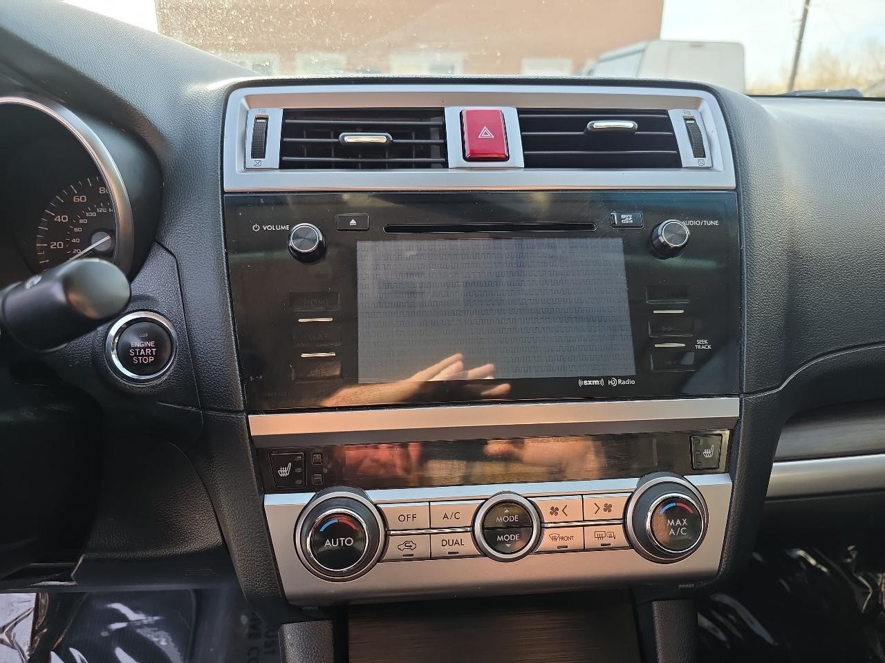 Subaru Legacy 4dr Sdn 3.6R Limited 2016