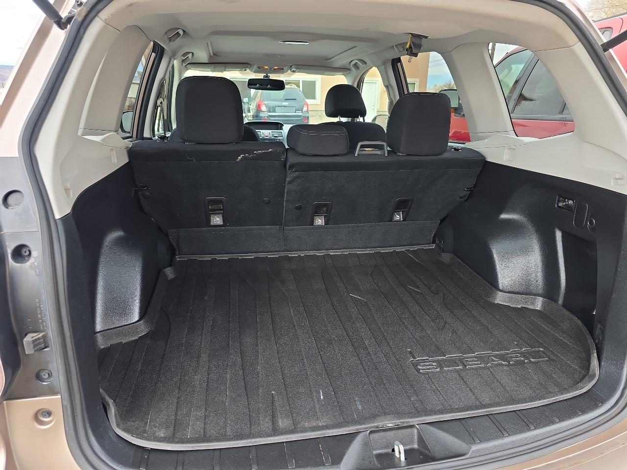 Subaru Forester 4dr Auto 2.5i Premium PZEV 2014