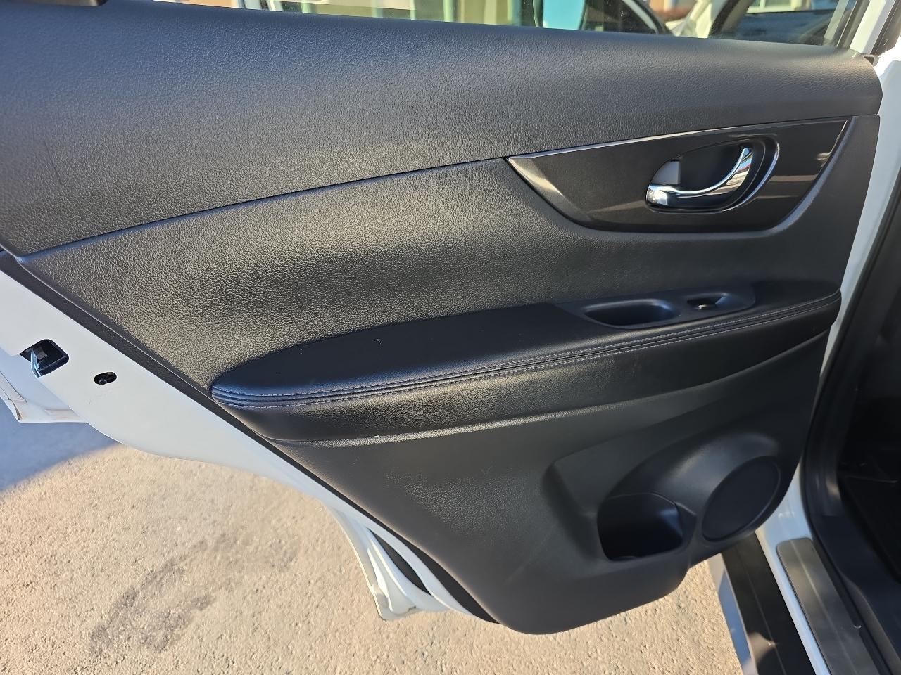 Nissan Rogue AWD SV 2017