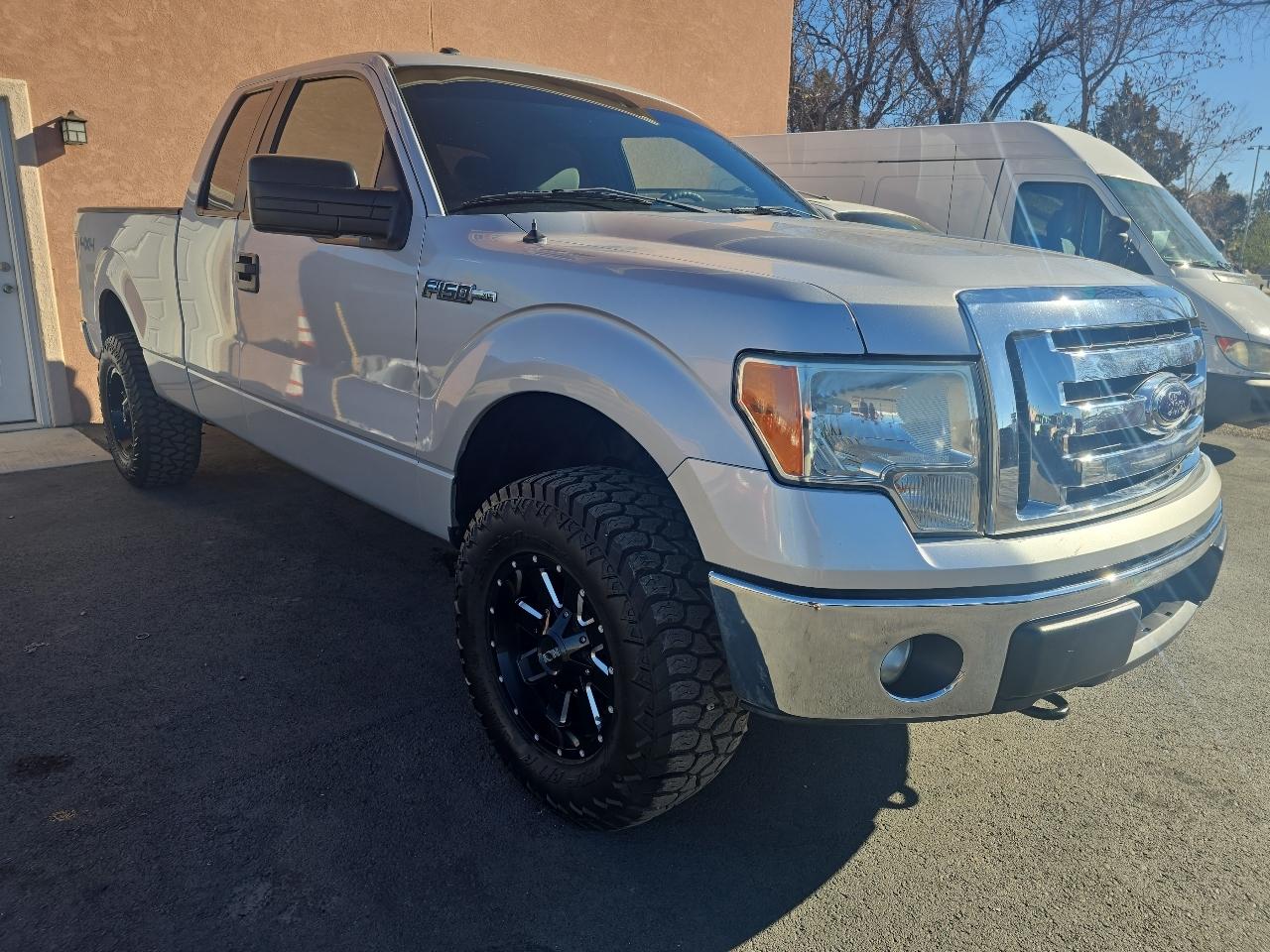 Ford F-150 4WD SuperCab 145" Lariat 2012