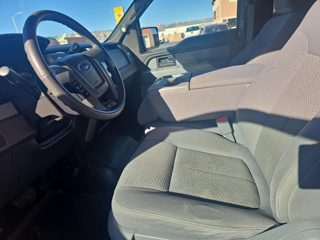 Ford F-150 4WD SuperCab 145" Lariat 2012