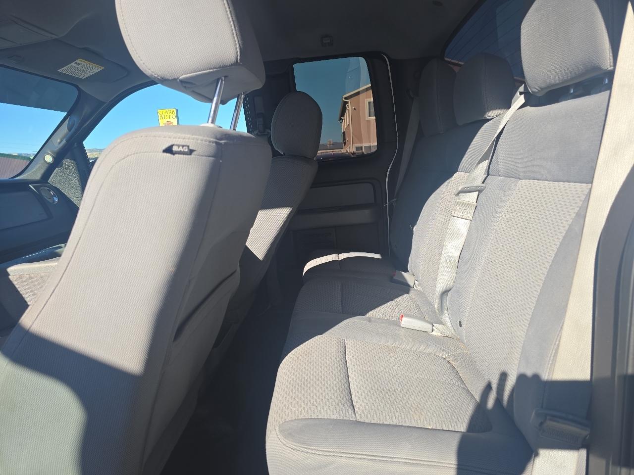 Ford F-150 4WD SuperCab 145" Lariat 2012