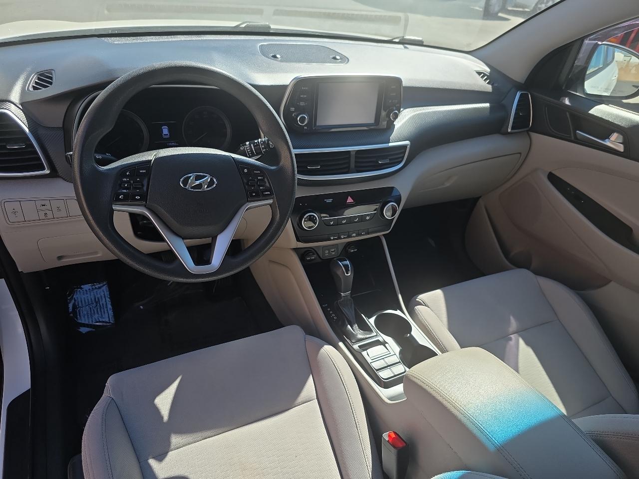 Hyundai Elantra Limited IVT 2020