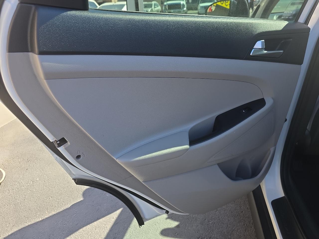 Hyundai Elantra Limited IVT 2020