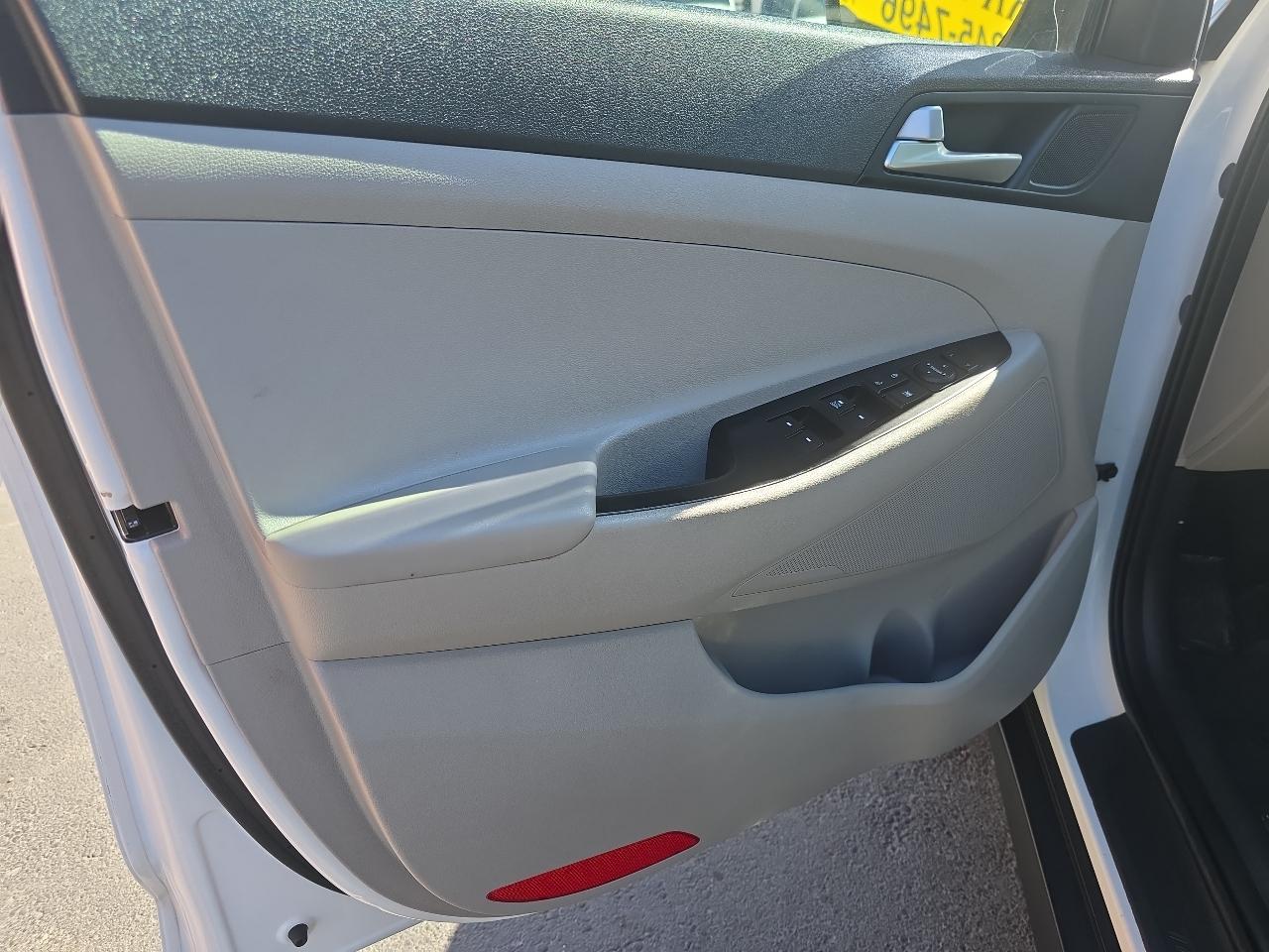 Hyundai Elantra Limited IVT 2020