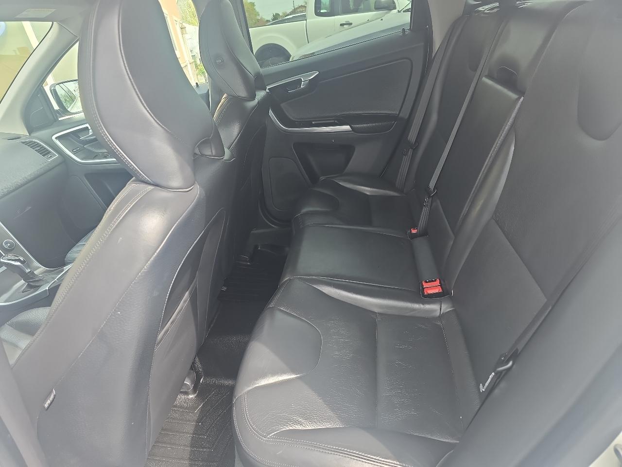 Volvo XC60 AWD 4dr 3.0L 2014