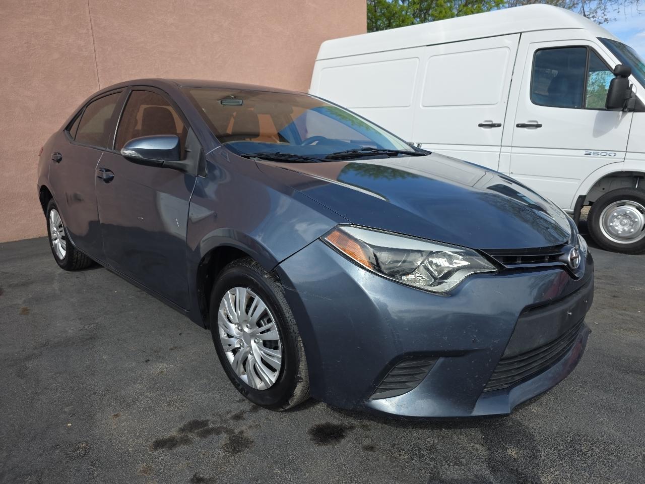 Toyota Corolla 4dr Sdn CVT LE Premium (Natl) 2015