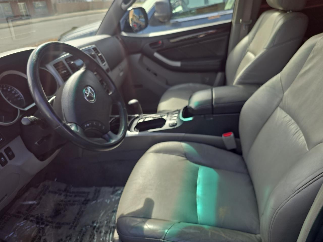 Toyota 4Runner 4WD 4dr V8 Limited (Natl) 2008