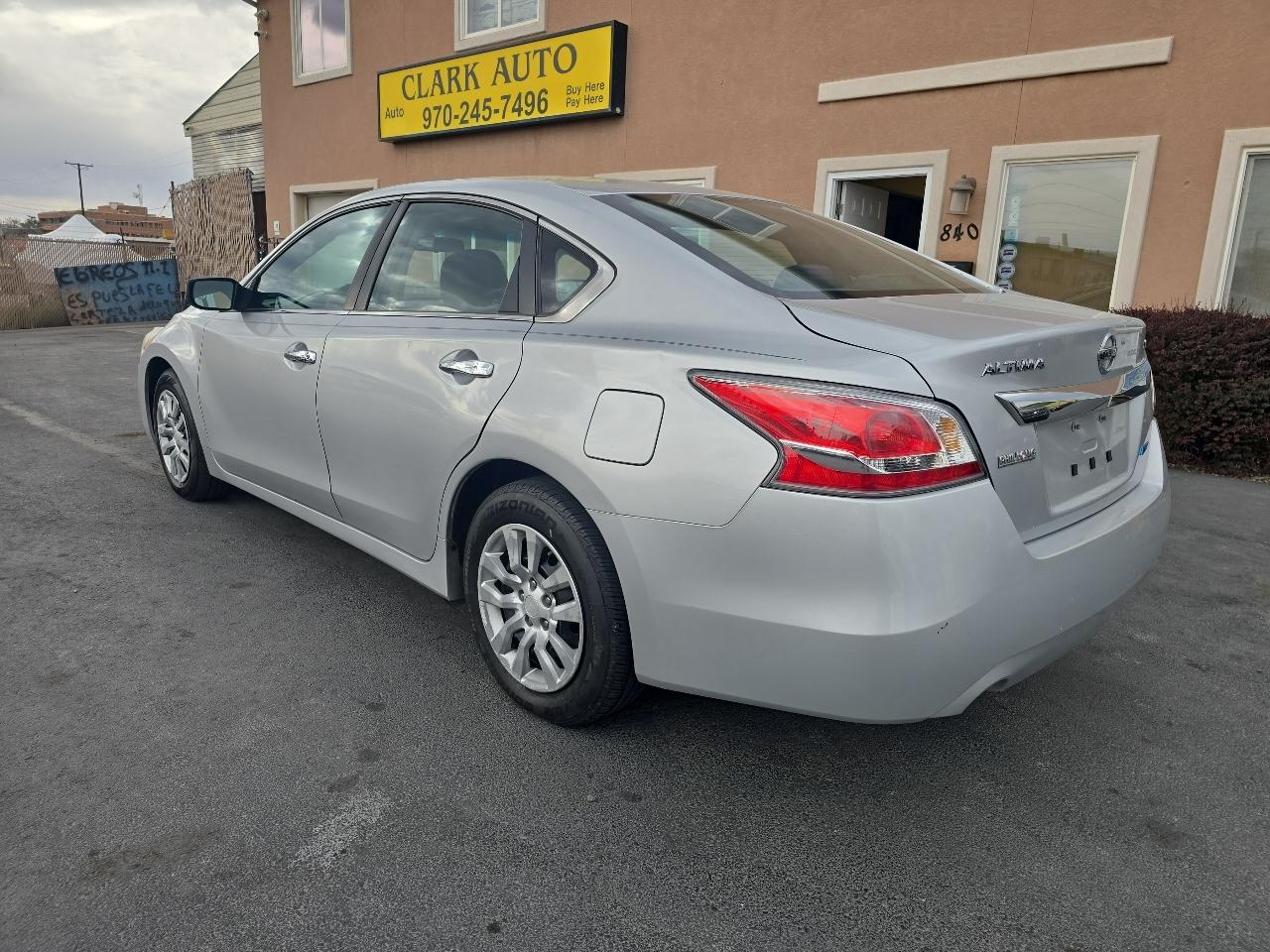 Nissan Altima 4dr Sdn I4 2.5 2014