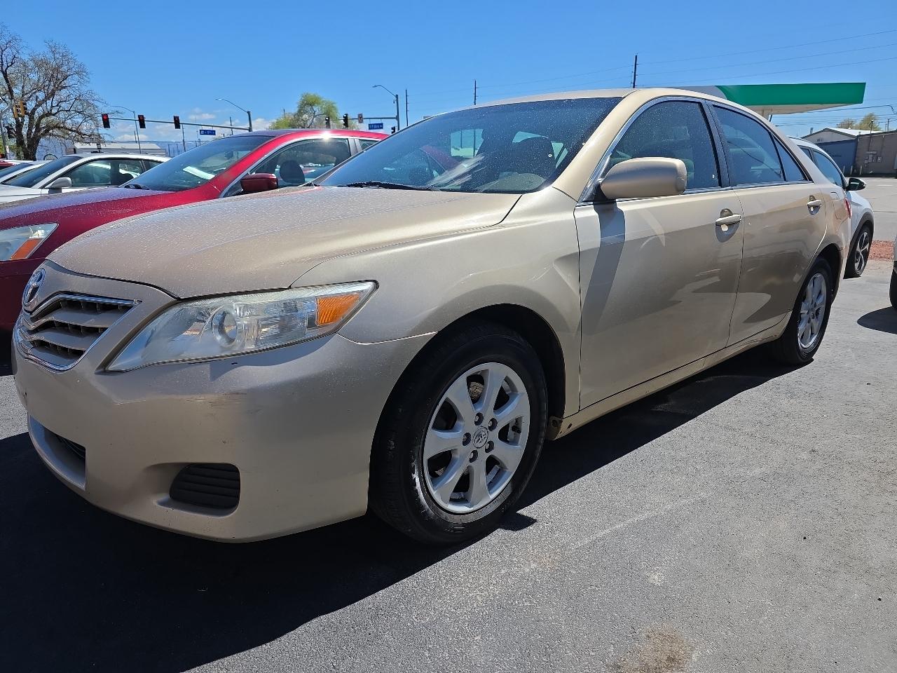 2011 Toyota Camry 4dr Sdn I4 Man LE (Natl)