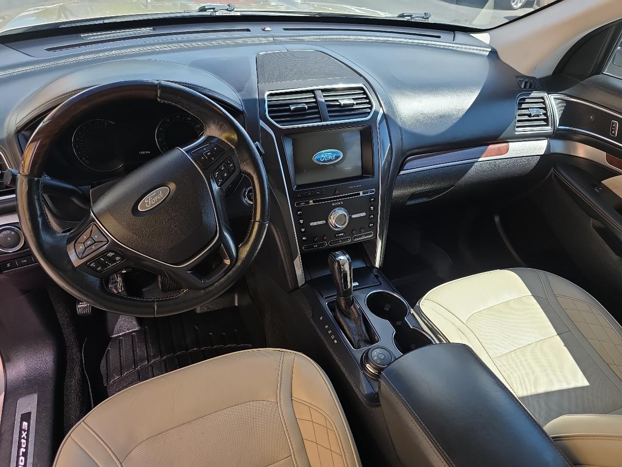 Ford Explorer Platinum 4WD 2017