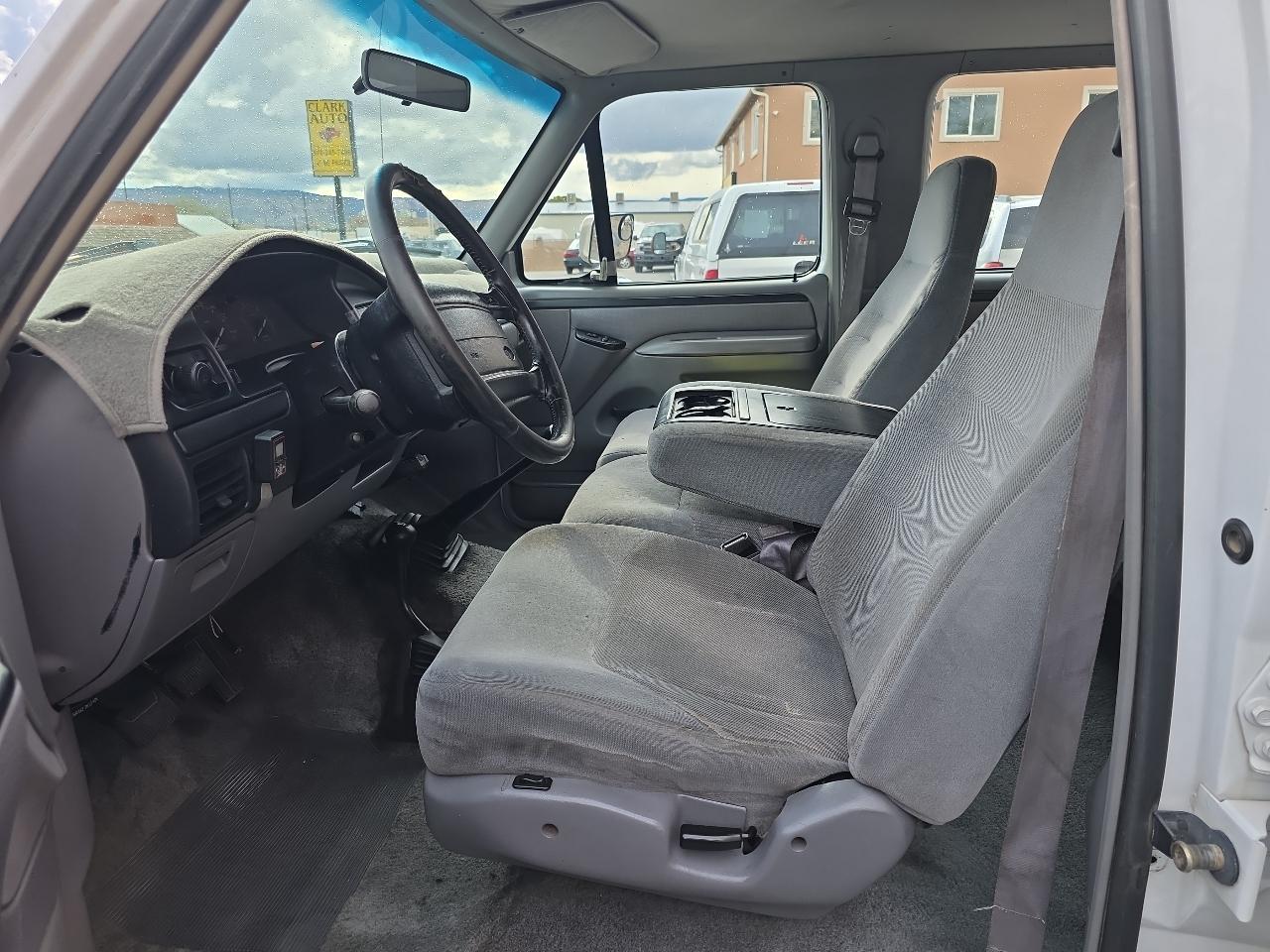 Ford F-350 Crew Cab 4dr 168.4" WB SRW 4WD 1997