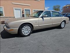 2001 Jaguar XJ 