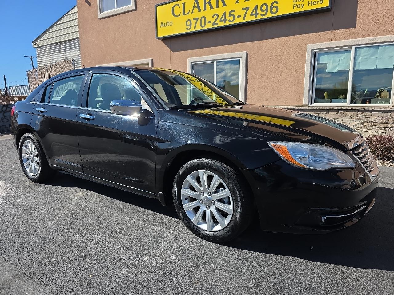 2013 Chrysler 200 4dr Sdn Limited