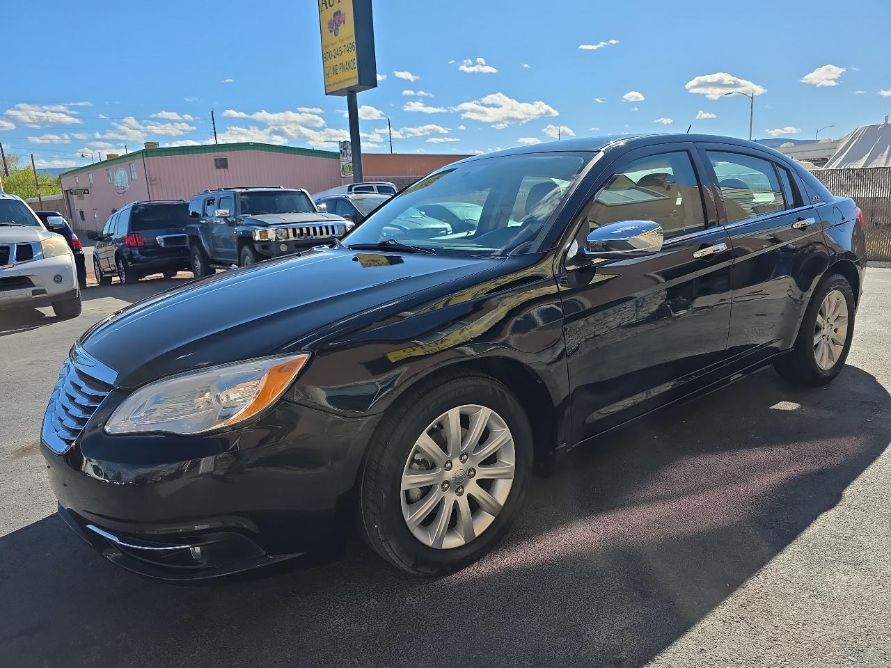 Chrysler 200 4dr Sdn Limited 2013