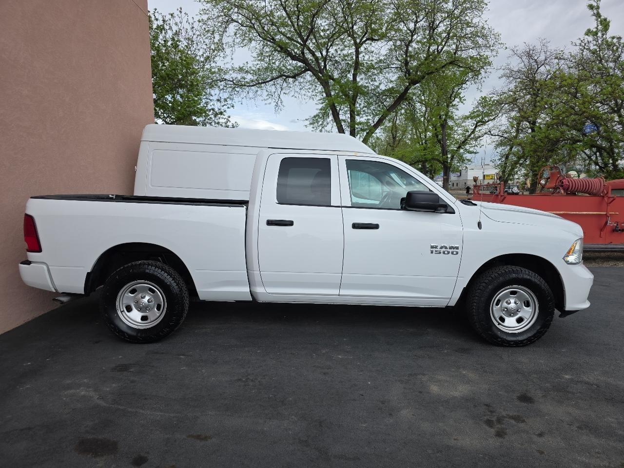 RAM 1500 Express 4x4 Quad Cab 6'4" Box 2018