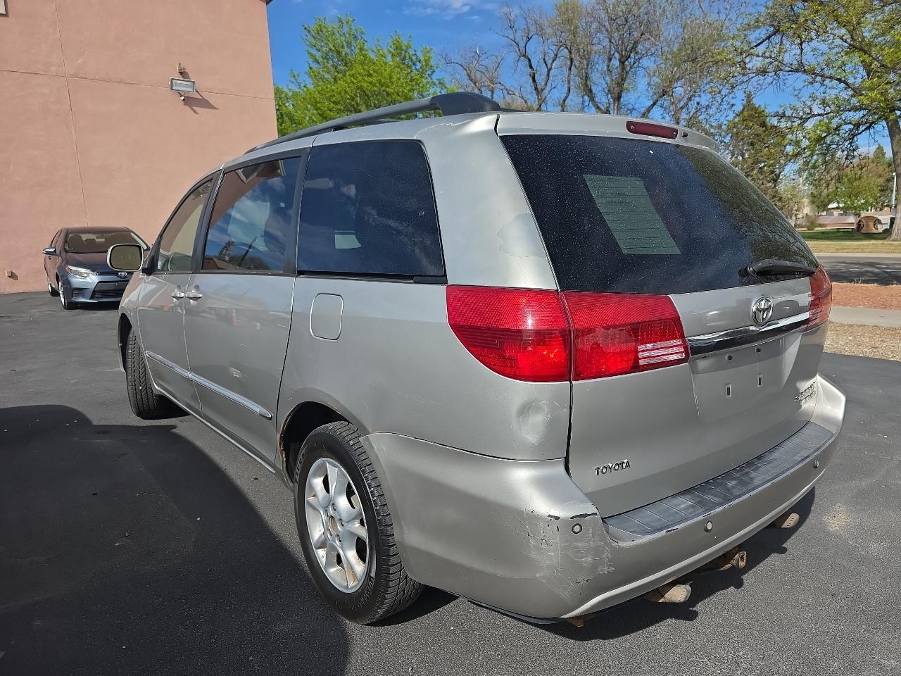 Toyota Sienna 5dr XLE AWD (Natl) 2004