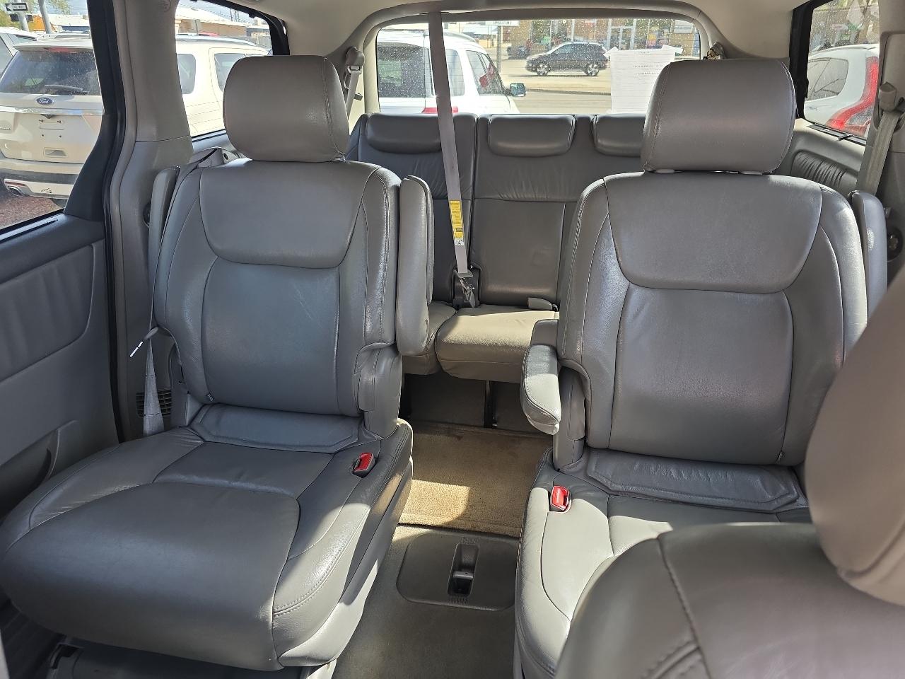 Toyota Sienna 5dr XLE AWD (Natl) 2004