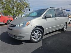 2004 Toyota Sienna 