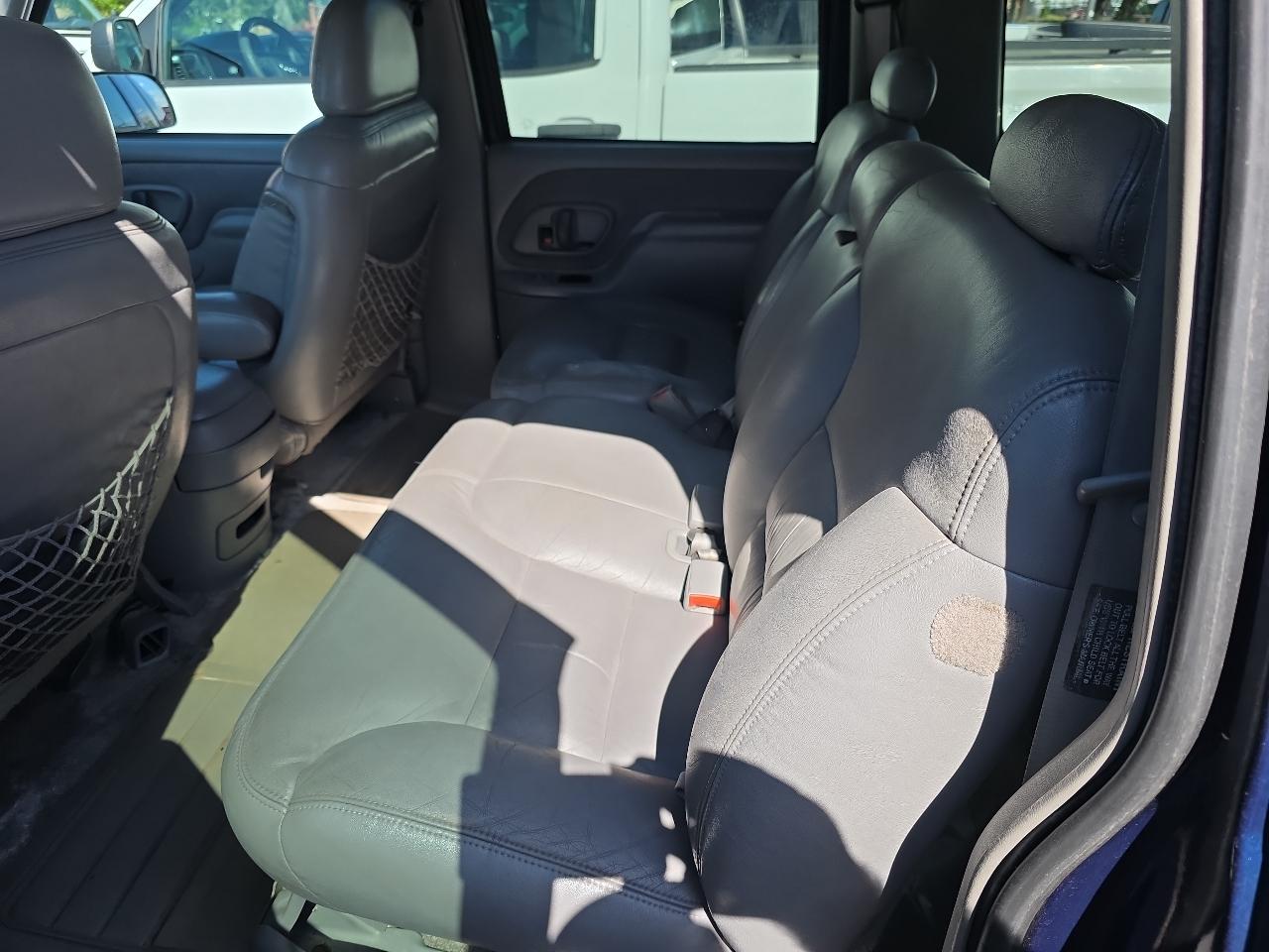 Chevrolet Suburban 1500 4WD 1997