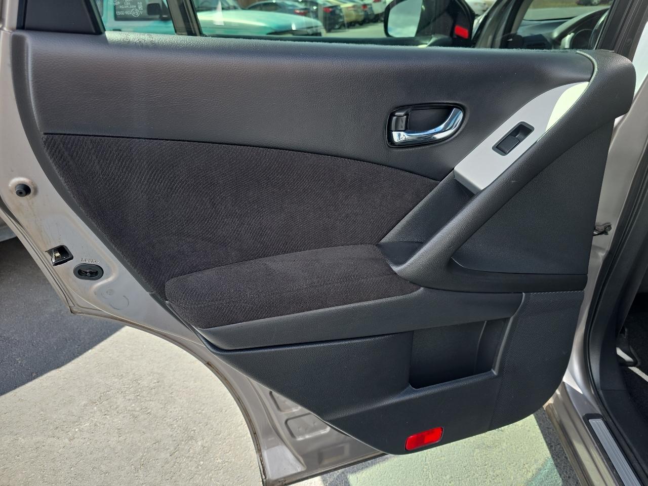 Nissan Murano AWD 4dr SV 2012