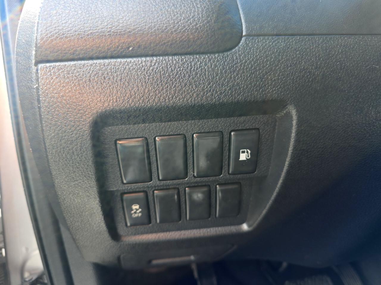 Nissan Murano AWD 4dr SV 2012