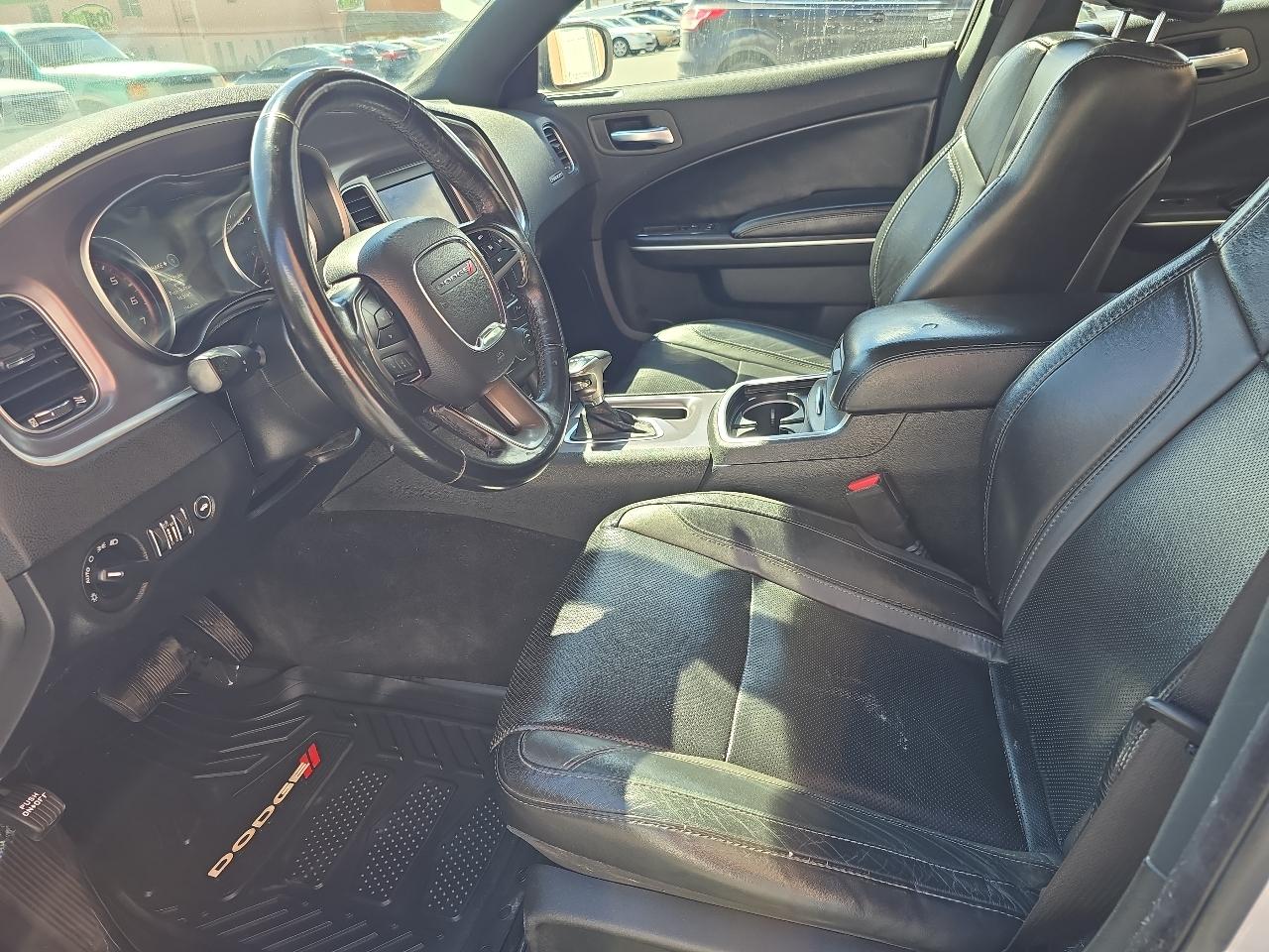 Dodge Charger SXT RWD 2019