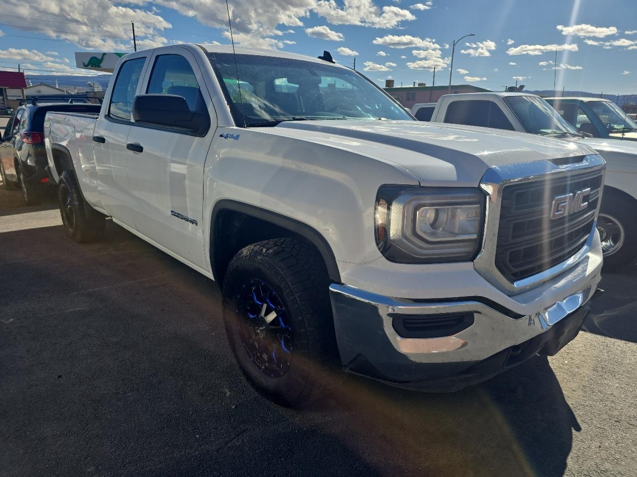 GMC Sierra 1500 4WD Double Cab 143.5" 2017