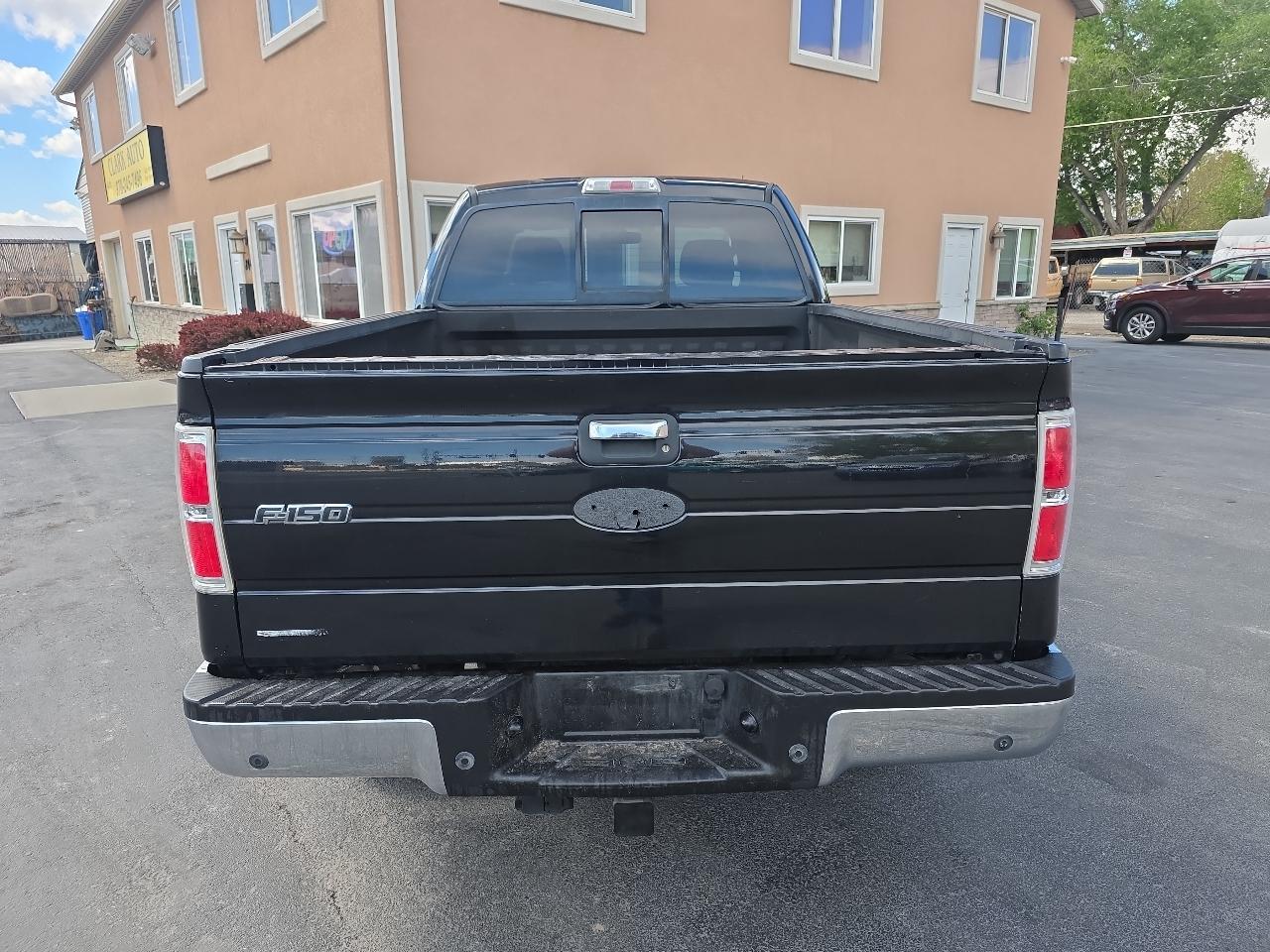 Ford F-150 4WD SuperCab 145" XLT 2011