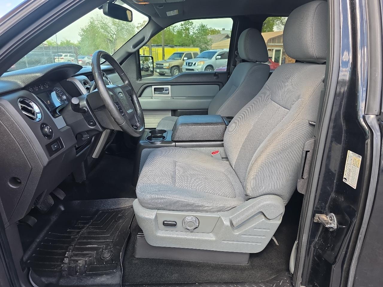 Ford F-150 4WD SuperCab 145" XLT 2011