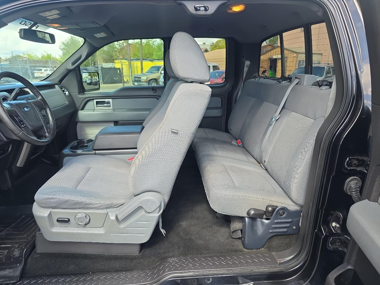 Ford F-150 4WD SuperCab 145" XLT 2011