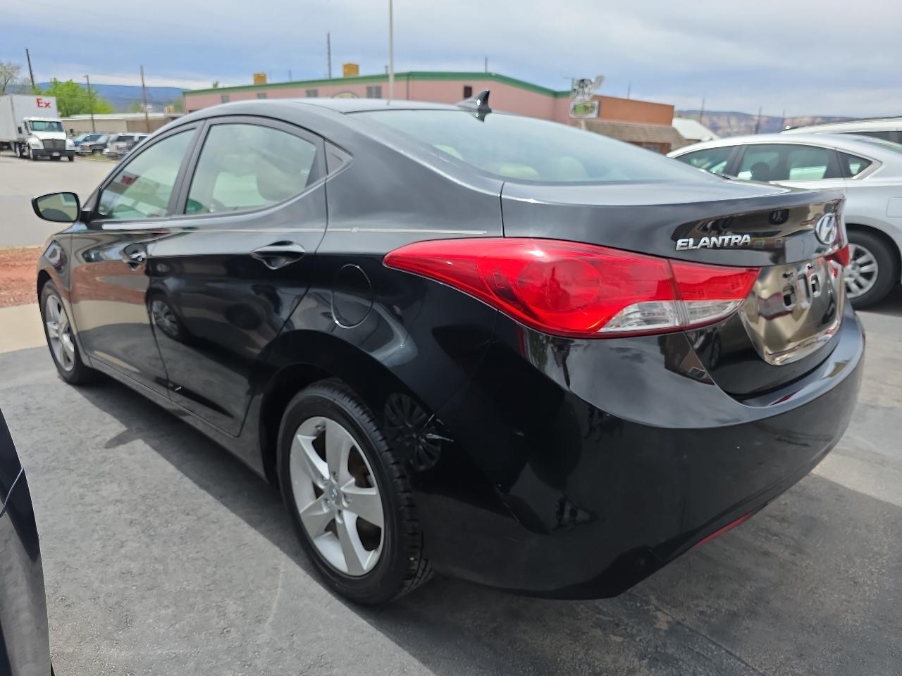 Hyundai Elantra 4dr Sdn Auto GLS PZEV (Alabama Plant) 2012
