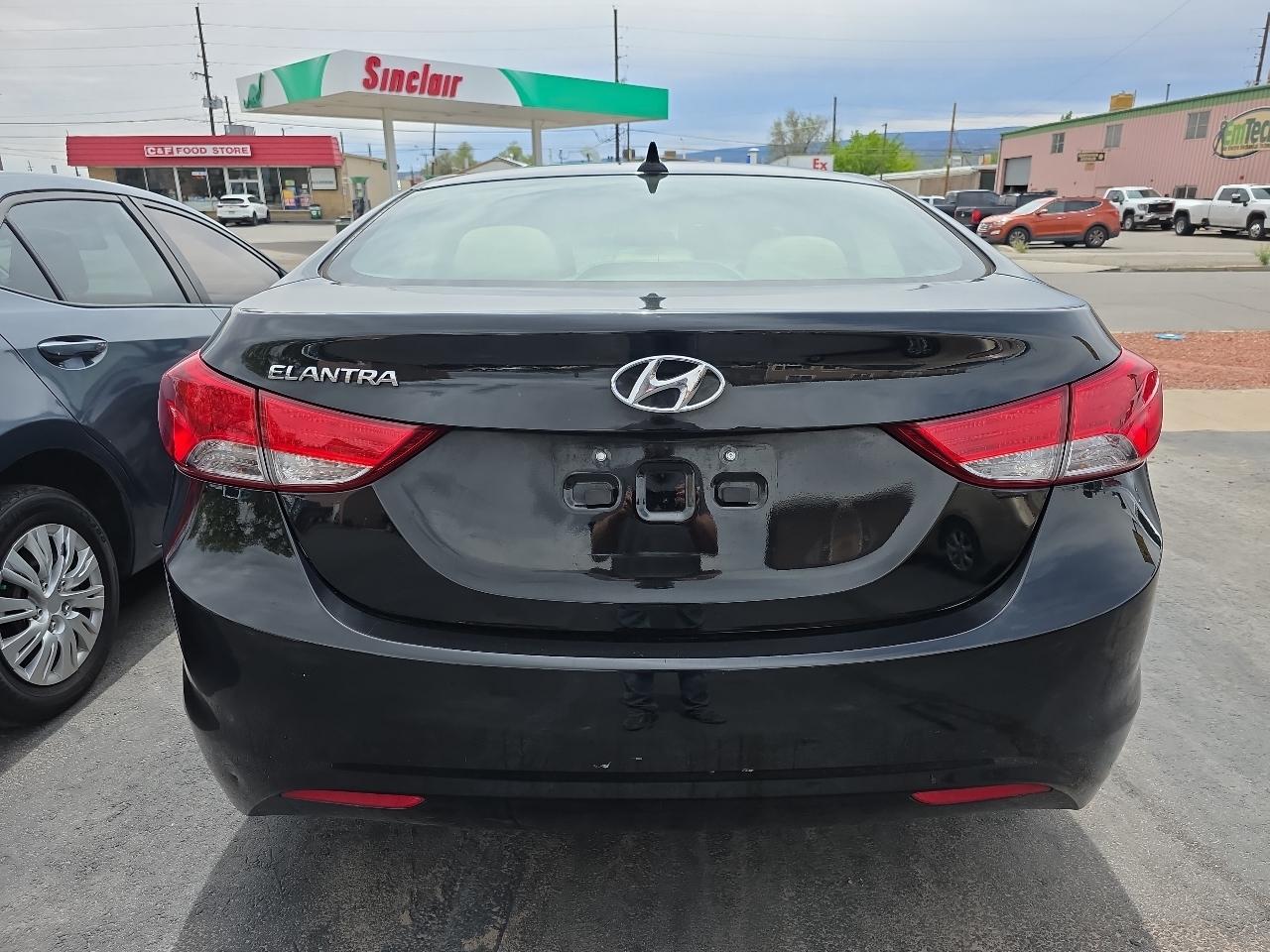 Hyundai Elantra 4dr Sdn Auto GLS PZEV (Alabama Plant) 2012