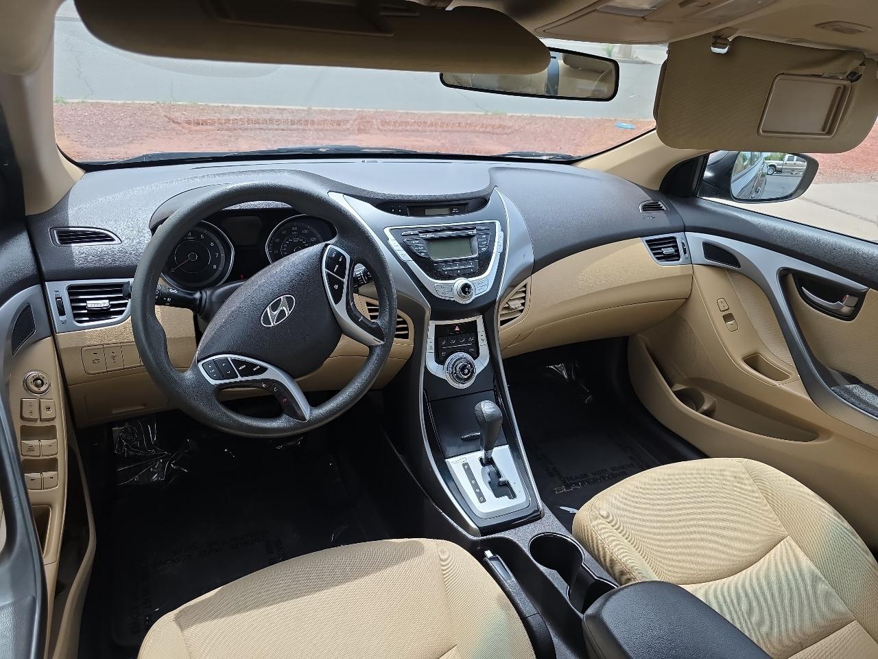 Hyundai Elantra 4dr Sdn Auto GLS PZEV (Alabama Plant) 2012