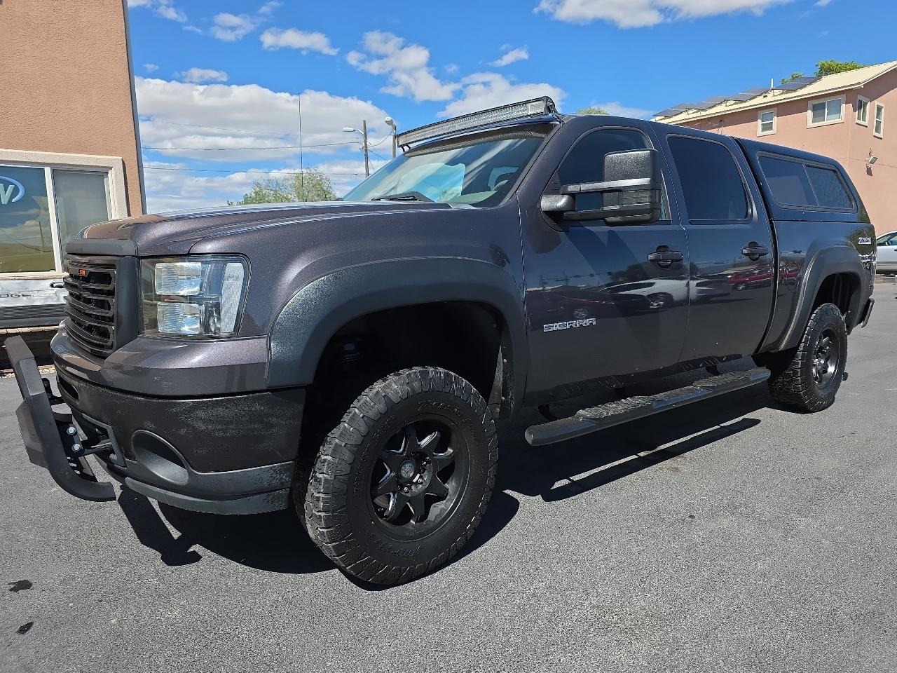 2010 GMC Sierra 1500 4WD Crew Cab 143.5" SLE
