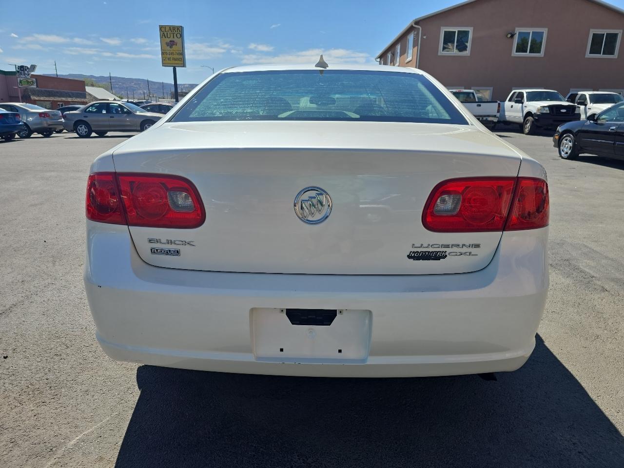 Buick Lucerne 4dr Sdn CXL 2009