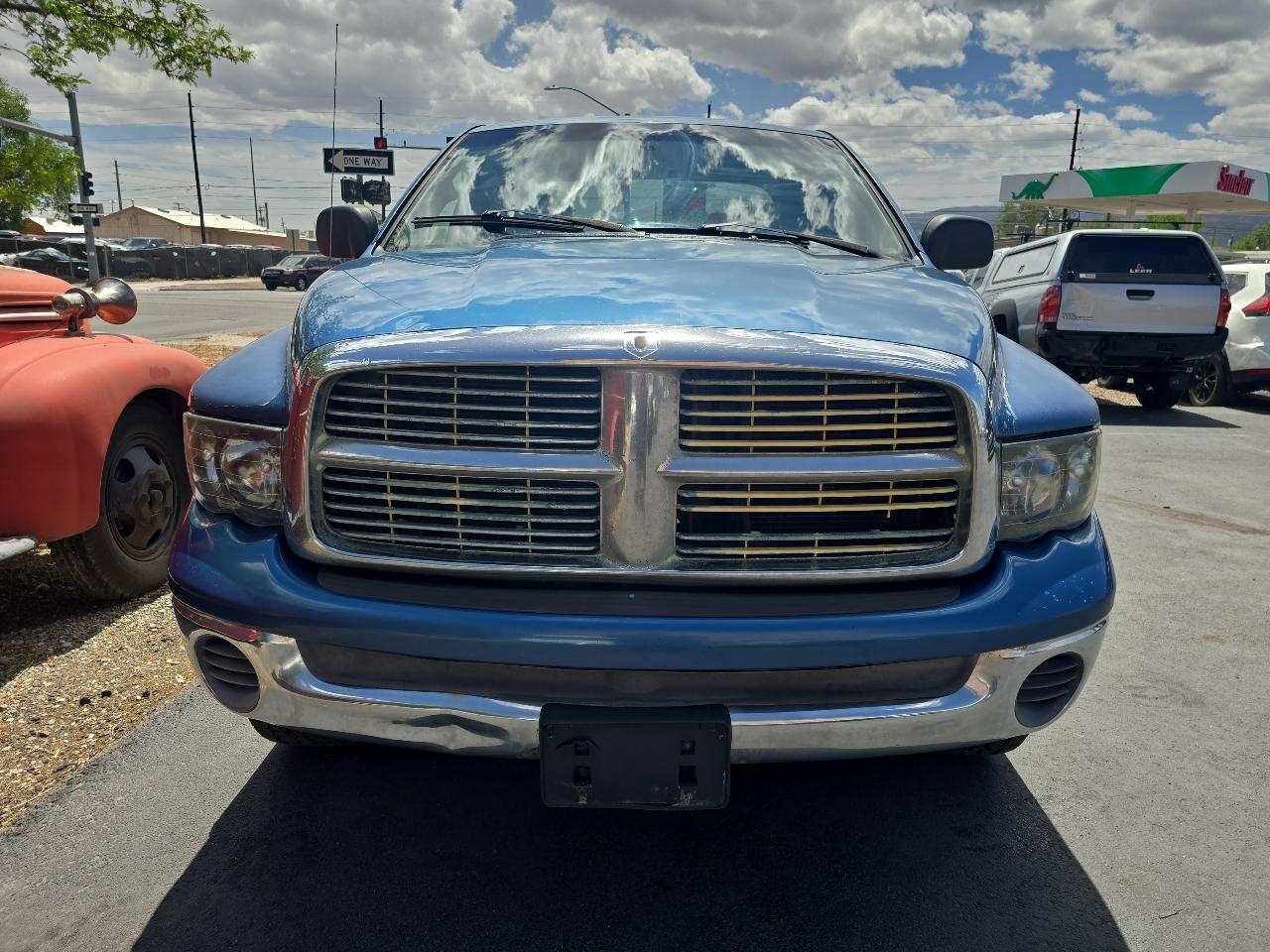 Dodge Ram 1500 4dr Quad Cab 140" WB 4WD 2002