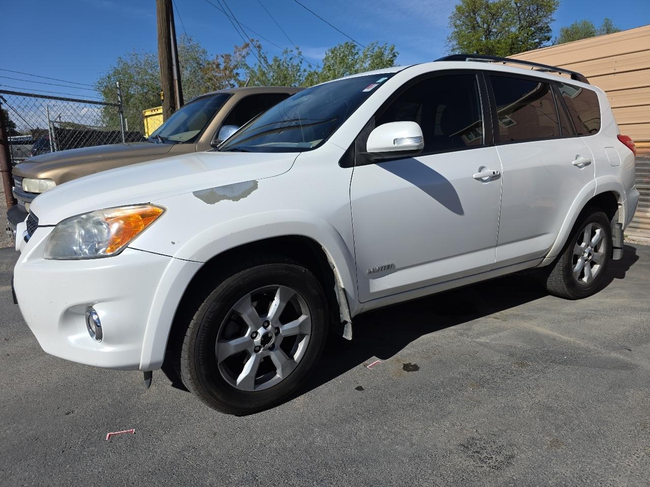 Toyota RAV4 4WD 4dr V6 Limited (Natl) 2012