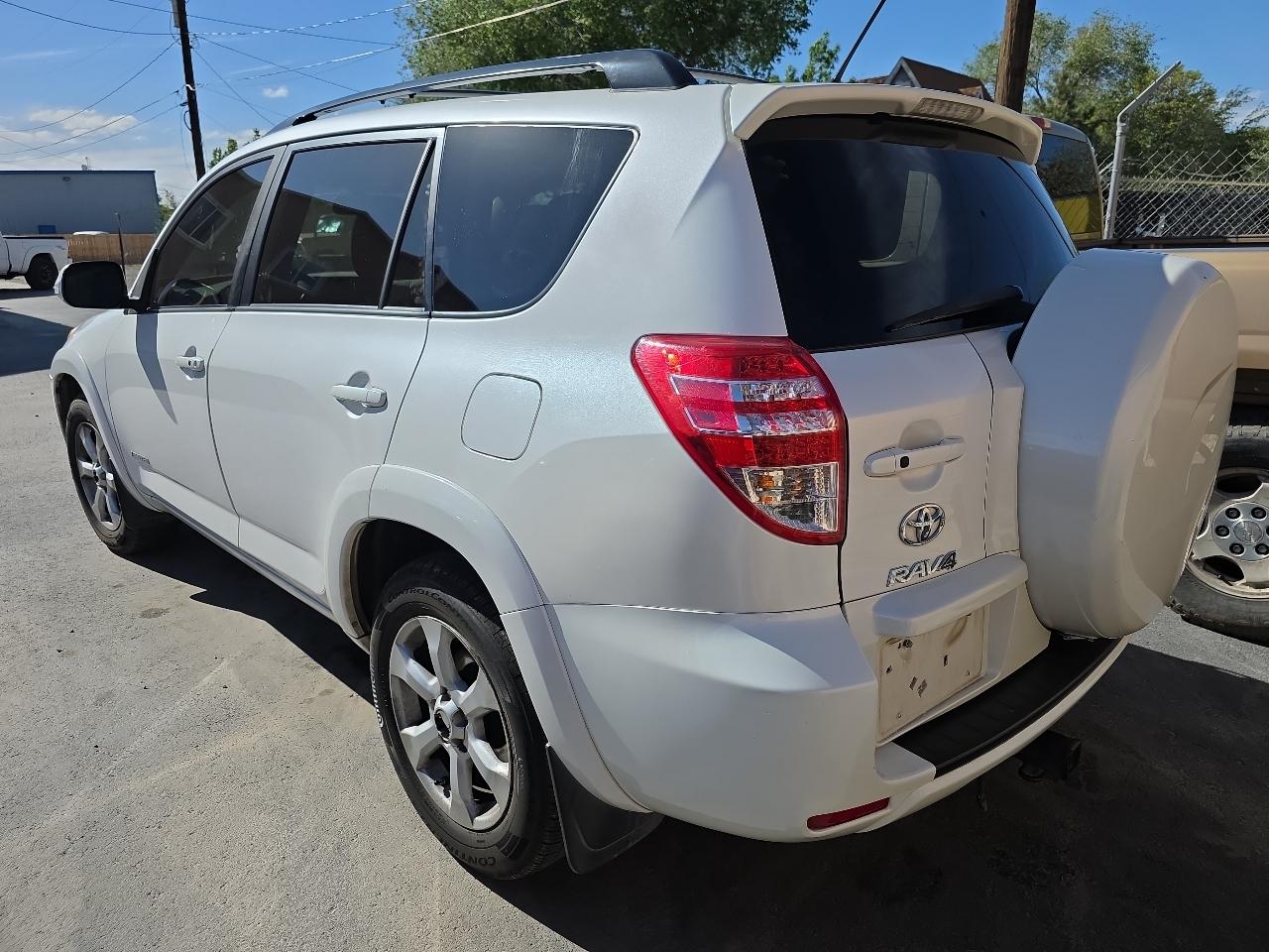 Toyota RAV4 4WD 4dr V6 Limited (Natl) 2012