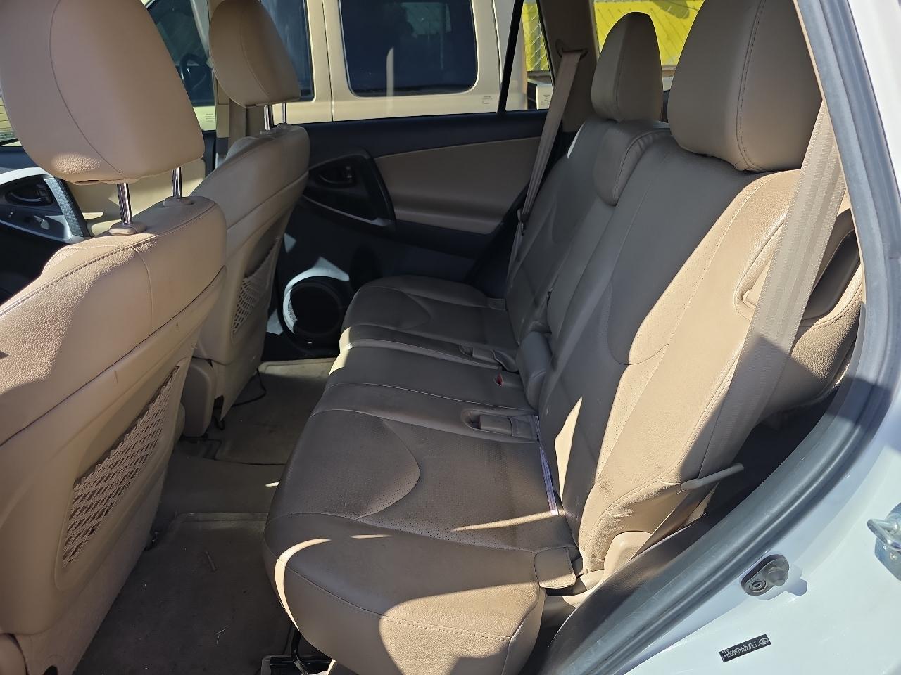 Toyota RAV4 4WD 4dr V6 Limited (Natl) 2012