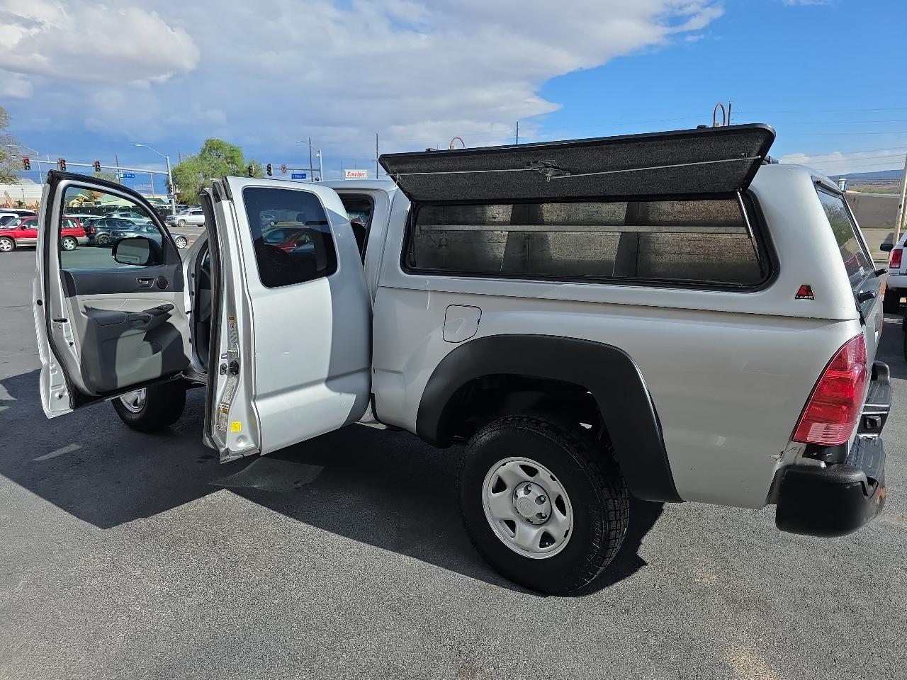 Toyota Tacoma 4WD Access Cab I4 MT (Natl) 2013