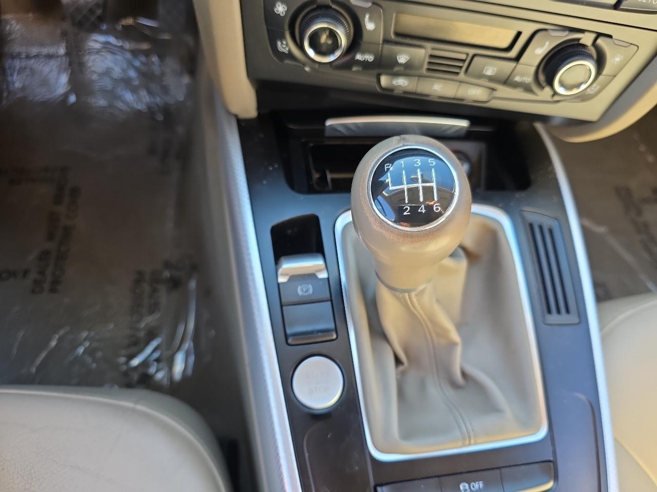 Audi A4 4dr Sdn Man quattro 2.0T Premium Plus 2012